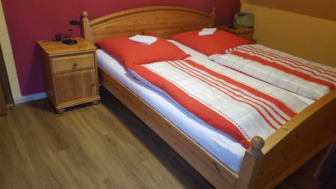 Wohnung 2 Mit Balkon- Haus Annegrete إِزينتْس المظهر الخارجي الصورة